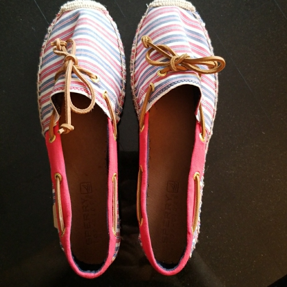 Sperry Top Sider ladies shows